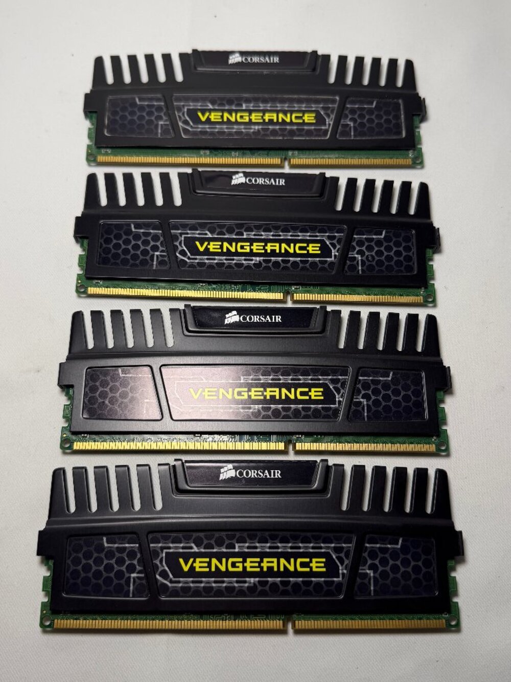 Corsair Vengeance 16GB (4x4GB) 1600MHz DDR3 Memory CMZ16GX3M4A1600C9 240 Pin RAM